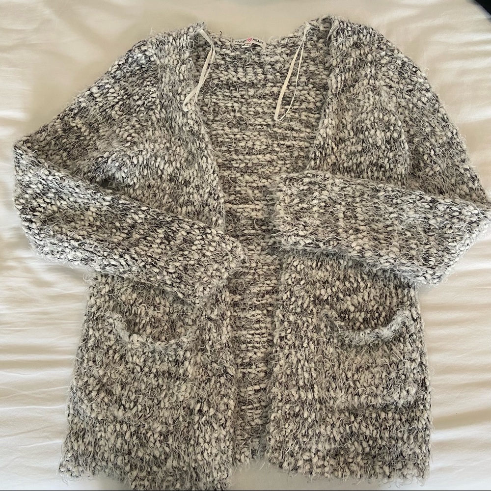NWOT Woven Heart sweater